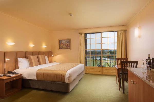 Country Club Tasmania Launceston image 12