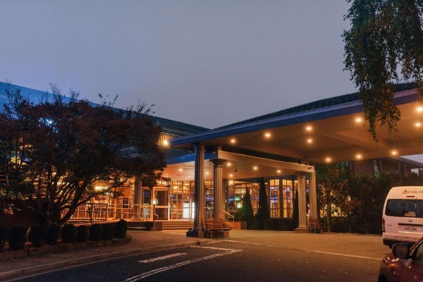 Country Club Tasmania Launceston image 15