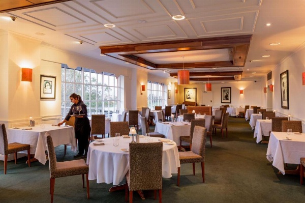 Country Club Tasmania Launceston image 22